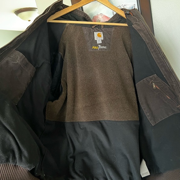 Mens Carhartt full-swing coat - Picture 6 of 9